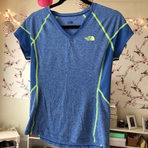 NORTH FACE women’s exercise shirt